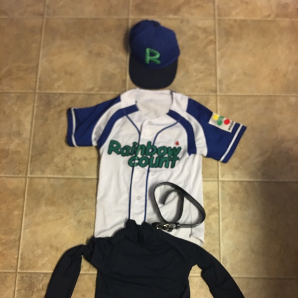 Baseball outfit for a boy 7-10 y.o., new